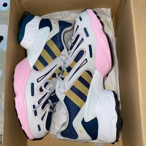 adidas EQT gazelle women sneaker